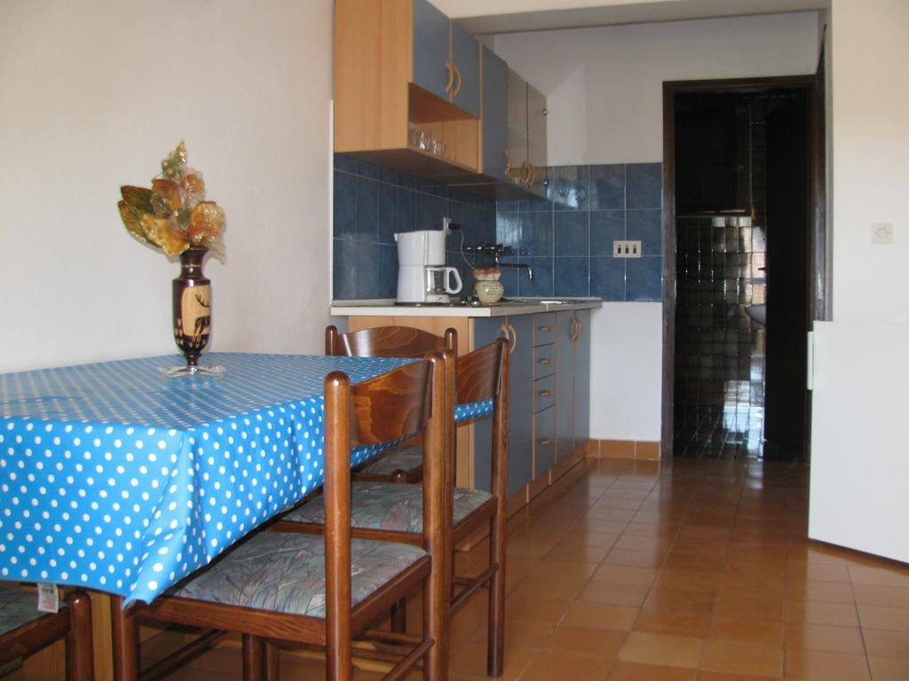 Apartments E And J Rabac Exterior photo